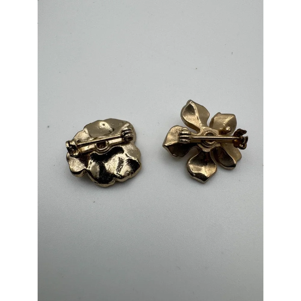 Vintage Flower Scatter Pins Lot 2 Enamel Pansy Dogwood Faux Pearl Gold Tone Mini